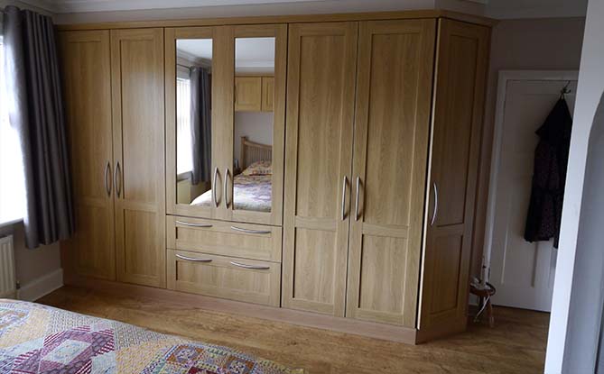 Fitted Bedroom Wardrobe